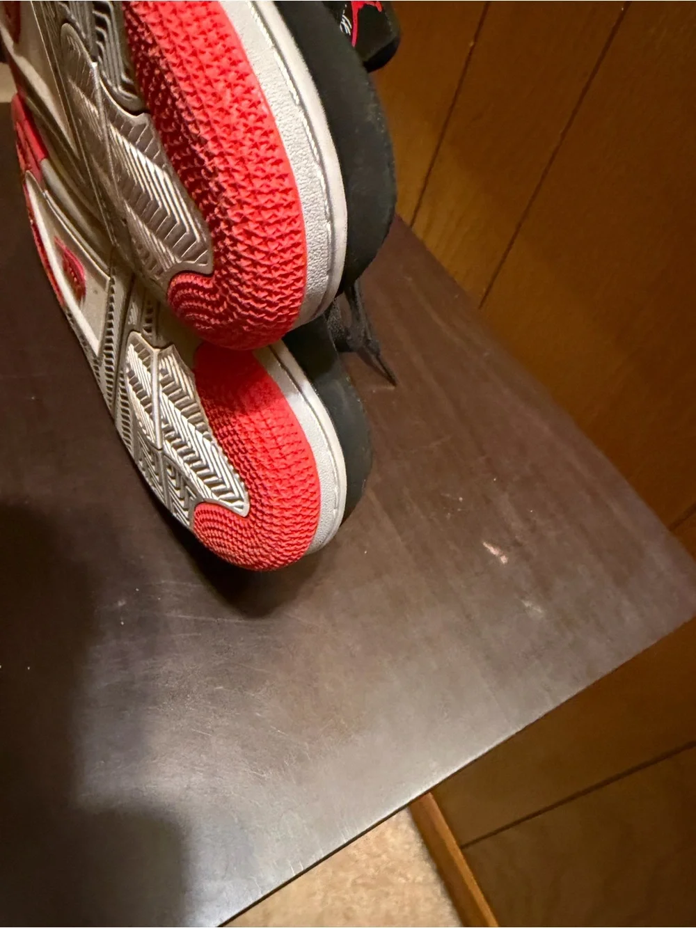 Jordan 4 Breds